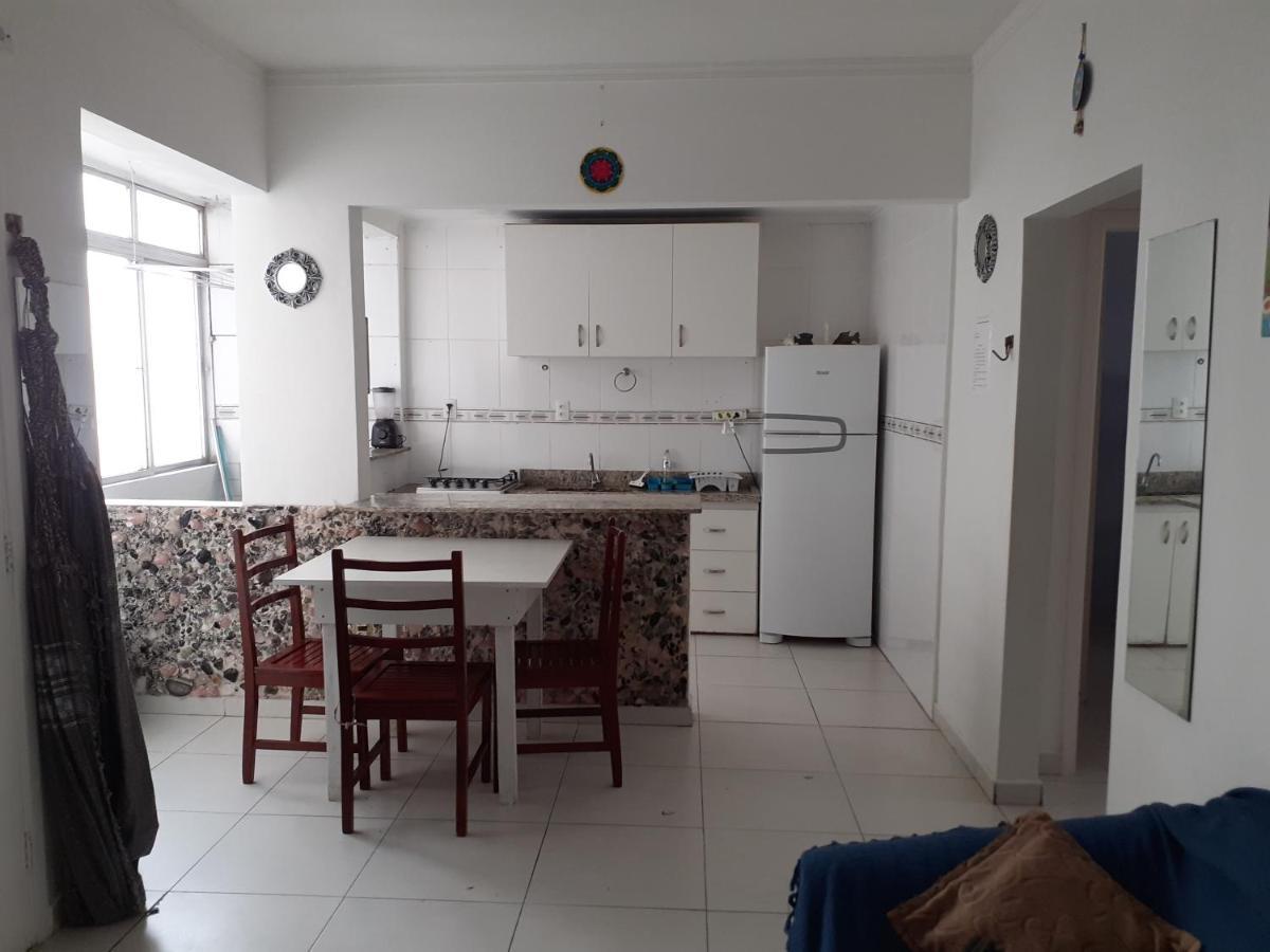 Apartamento Vento E Mar - 2 Quartos Com Sacada Na Quadra Da Do Gonzaga Santos (Sao Paulo)