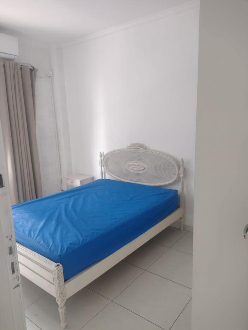 Apartamento Vento E Mar - 2 Quartos Com Sacada Na Quadra Da Do Gonzaga *
